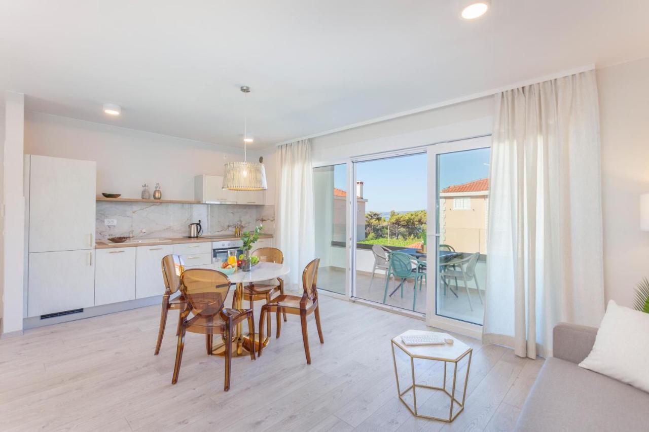 Tinel Boutique Apartment Promajna Bagian luar foto